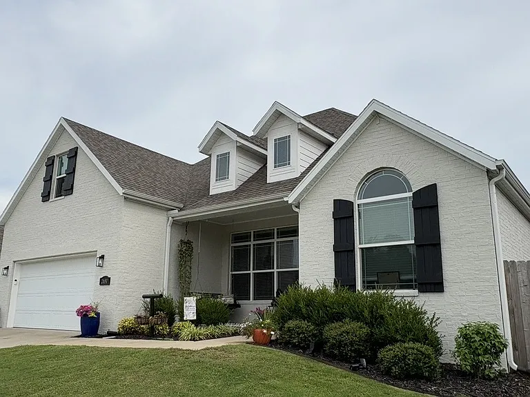 2680 S Cobalt Ave — Photo 2