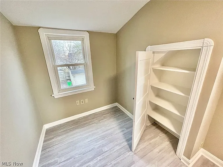 9811 McCracken Blvd — Photo 15