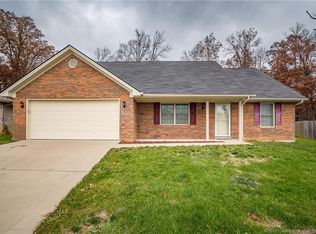 2208 Goldenrod Cir, Sellersburg, IN 47172