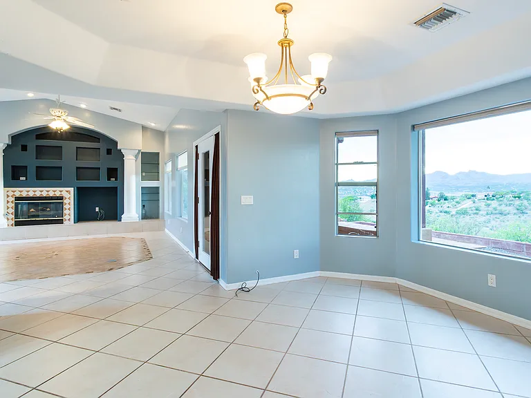 414 Bury Ct — Photo 6