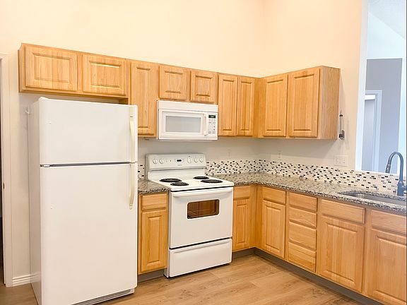 4th image of 35 N Amanda Dr