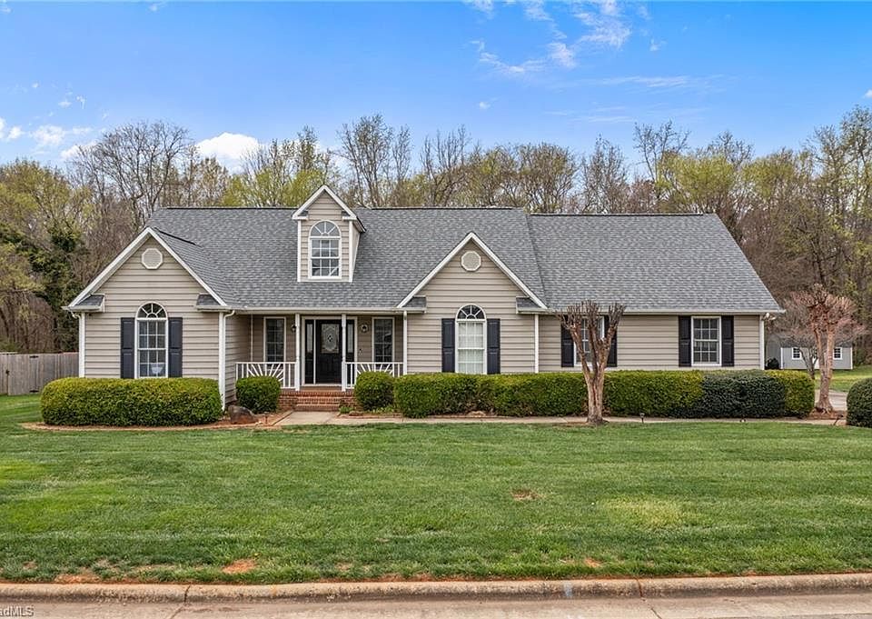 1st image of 3813 Long Meadow Dr