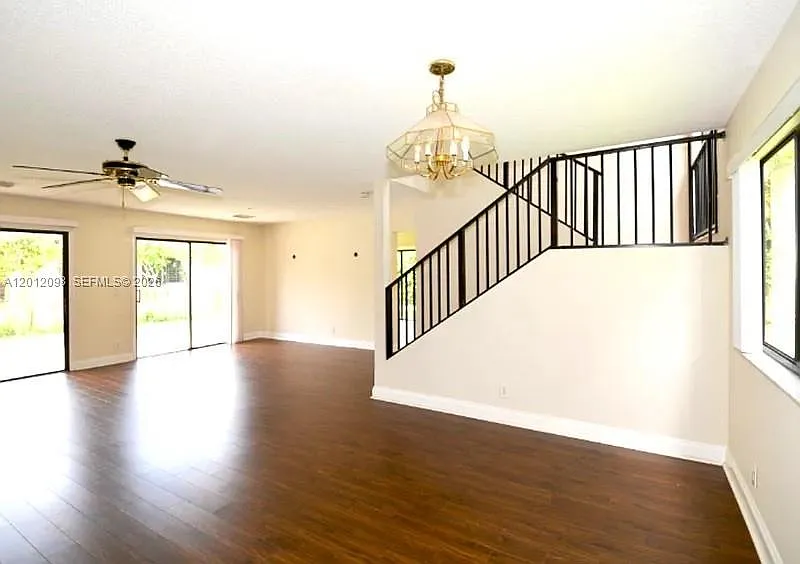 Building Photo - 587 NW 38th Ave