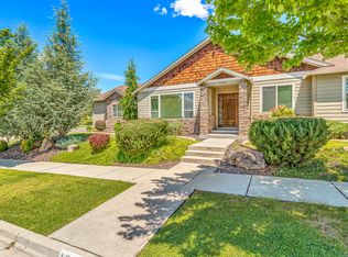 4548 Park Ridge Dr, Medford, OR 97504