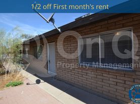 1861 N Center St, Mesa, AZ