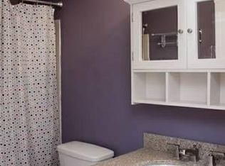 35 Des Moines Rd, Quincy, MA 02169