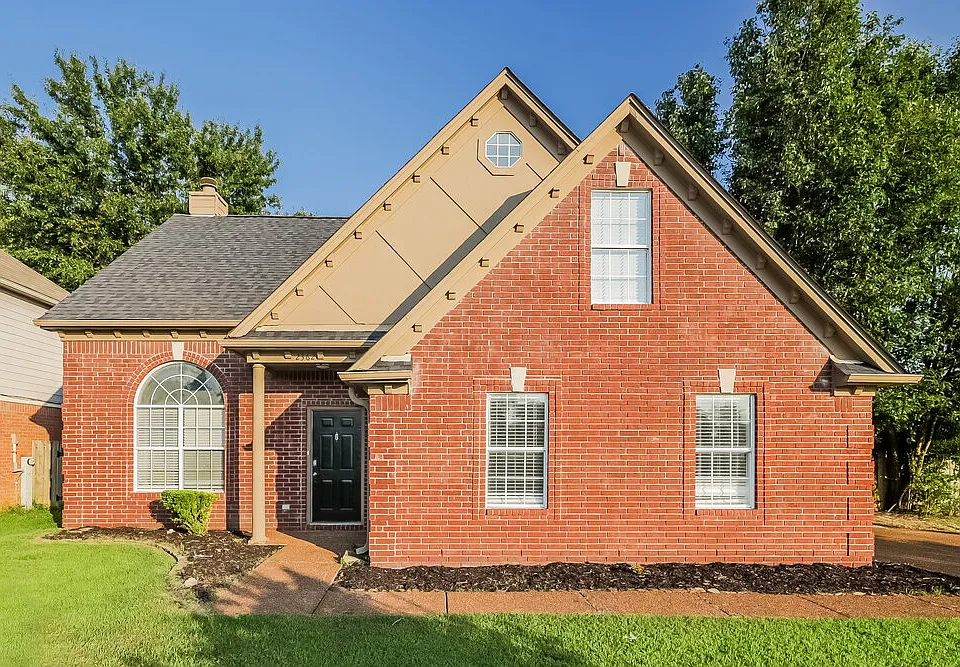 2362 Oak Springs Dr