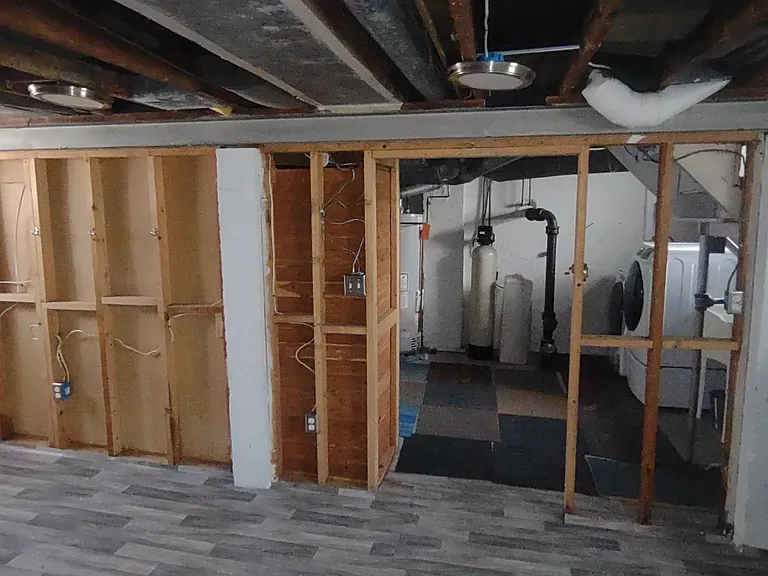 220 Monteray Ave — Photo 16