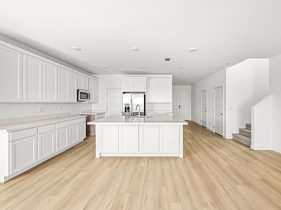 4 web or mls Lennar 1502 Capri Cascades Ct 04