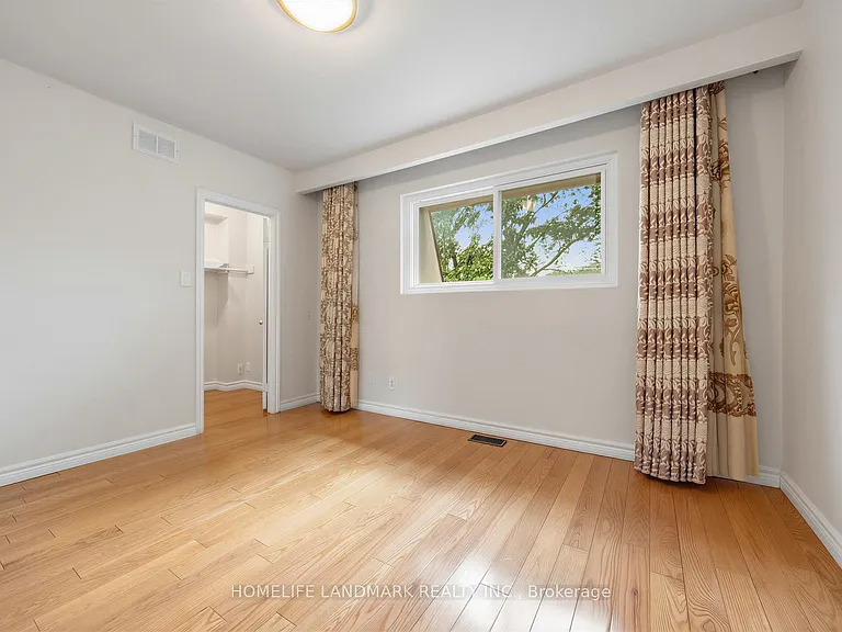 67 Godstone Rd #112 — Photo 16