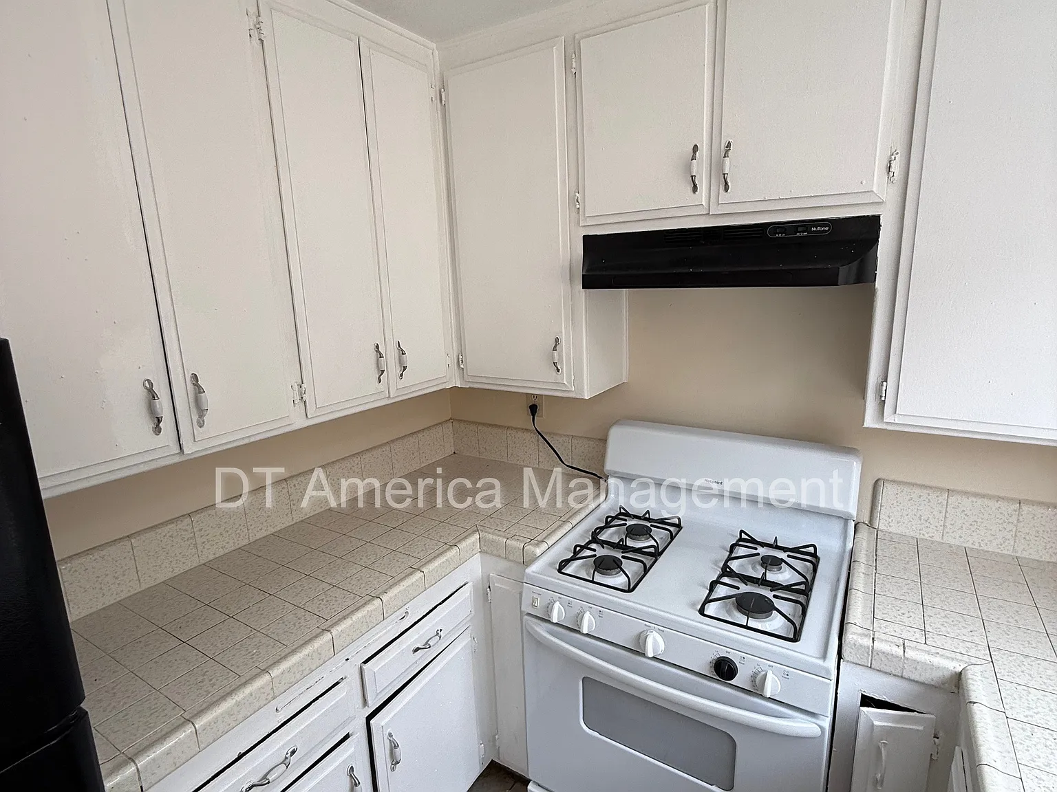 1 bed, 675 sqft, $1,600 — Photo 3