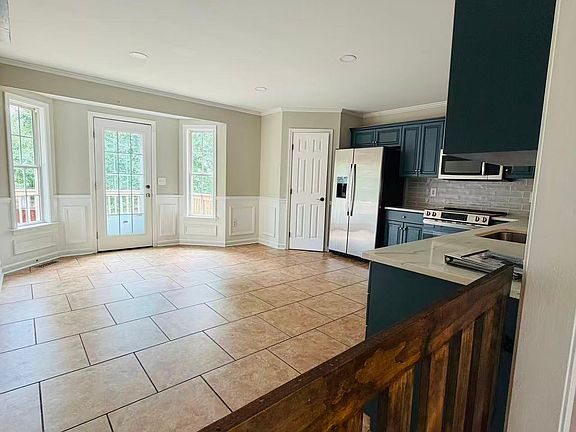 3rd image of 1684 SE Red Bird Cir