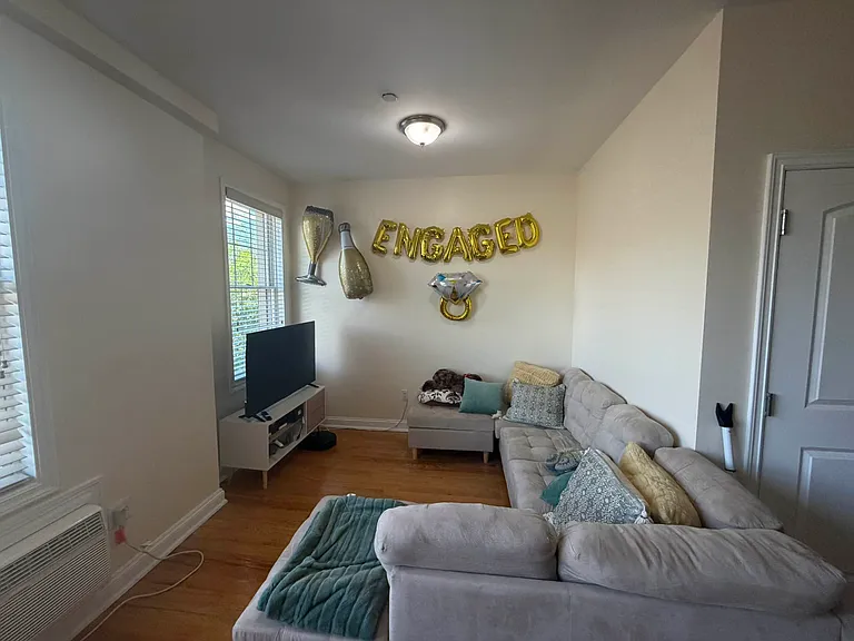 28-40 49th St #B — Photo 4