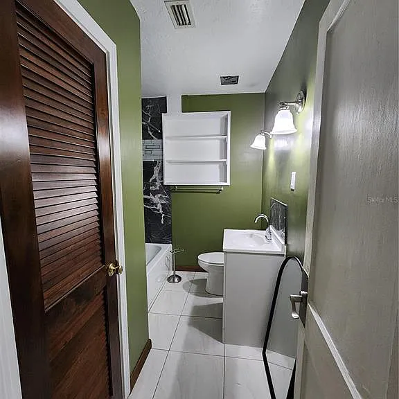 1014 NE 10th Pl — Photo 46