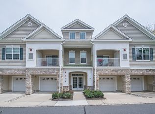707 Brook Hollow Dr, Whippany, NJ 07981