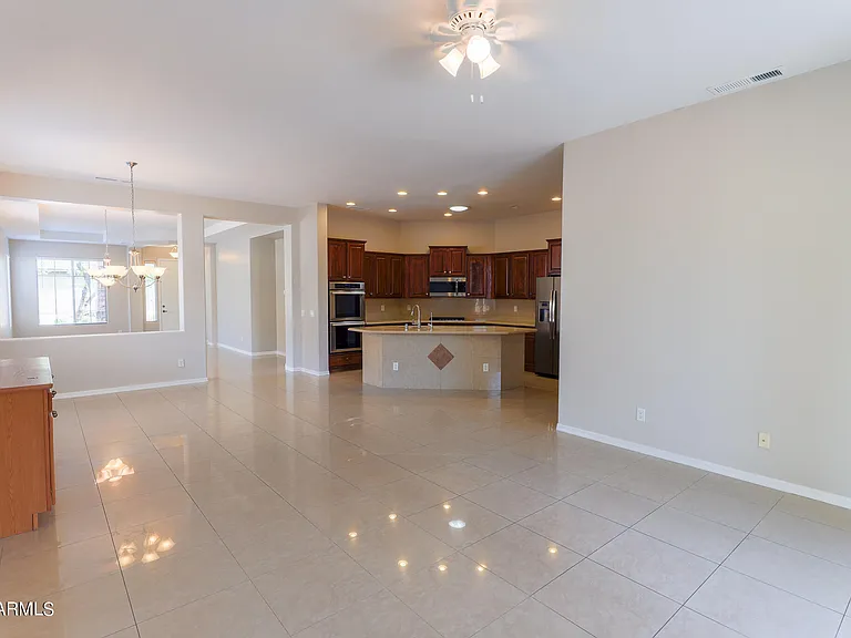 3433 W Languid Ln — Photo 8