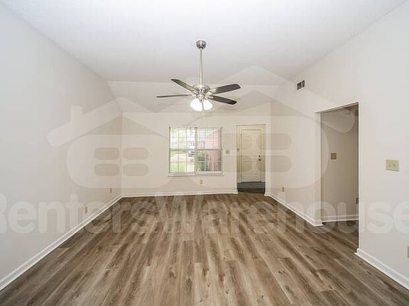 5th image of 5585 Alexandria Ln