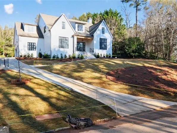 44 Hardeman Rd, Sandy Springs, GA 30342