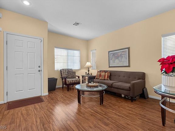 3rd image of 9936 Elkhead Creek Way