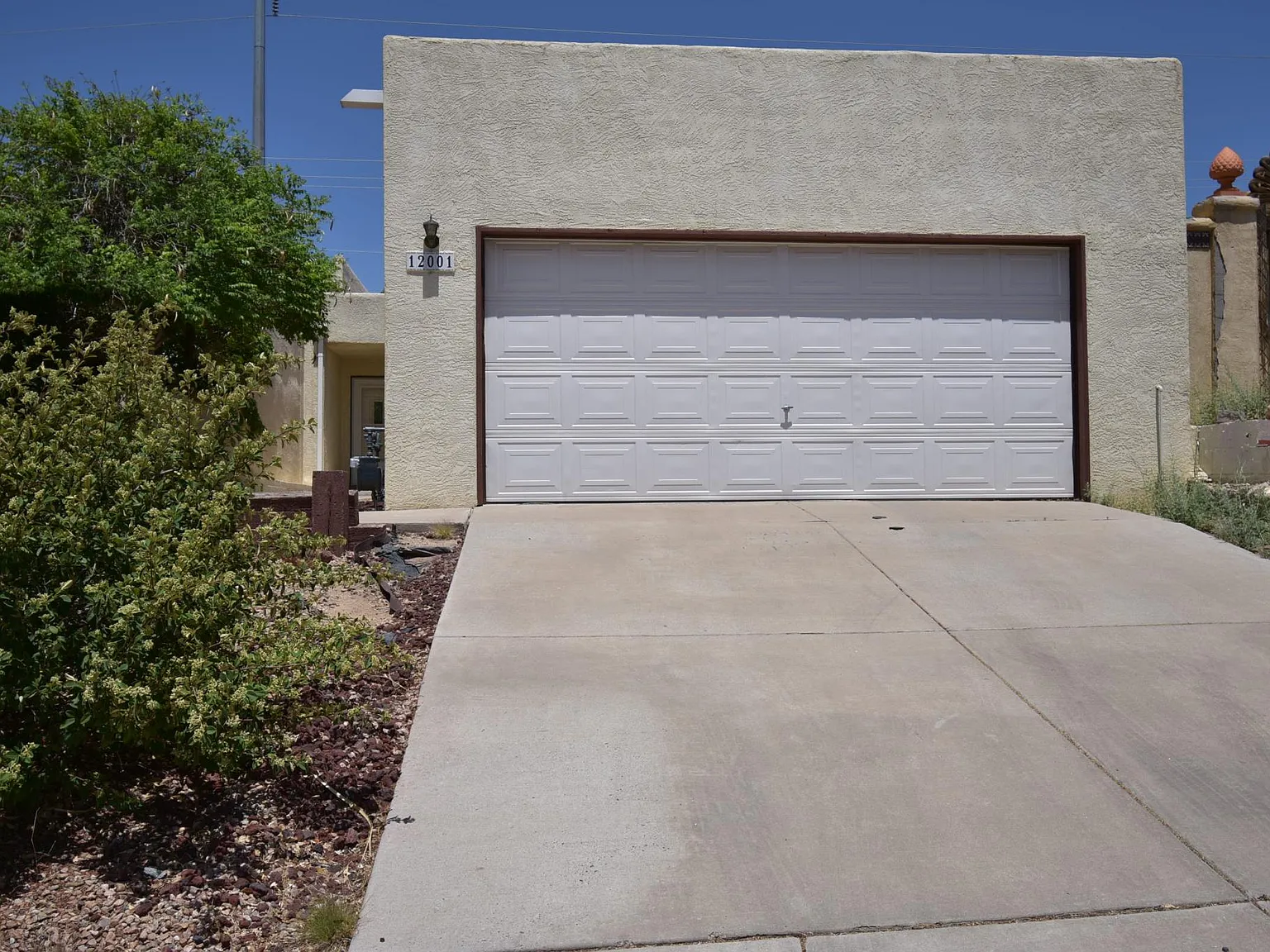 12001 Calle Zagal NE — Photo 2