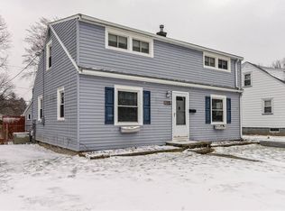 142 Newton Rd, Rochester, NY 14626