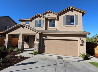 1060 Cypress St, Hollister, CA 95023