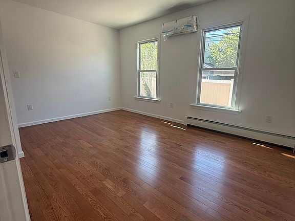 4th image of 49-53 Mercer St #2
