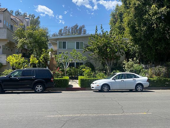 4th image of 4209 Radford Ave APT 6