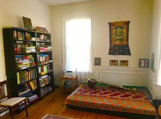 407 Angell St APT 1, Providence, RI 02906