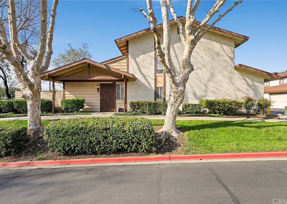 1st image of 2039 S Magnolia Ave #148