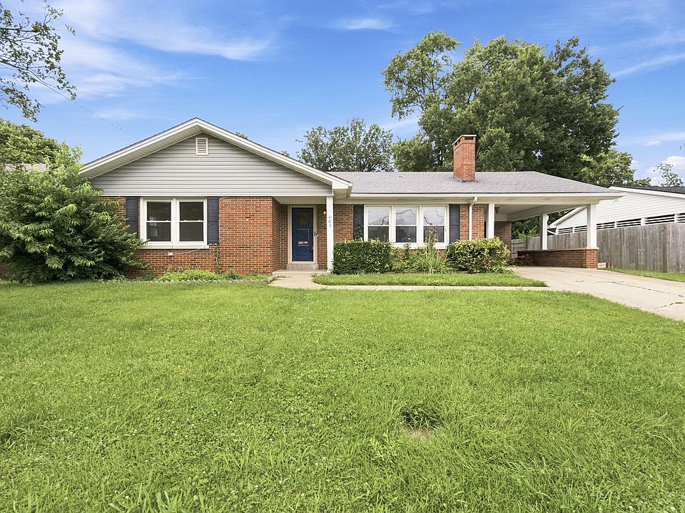 1st image of 403 Wallace Ct