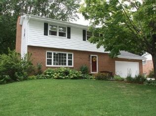4633 Gettysburg Ave N, New Hope, MN 55428