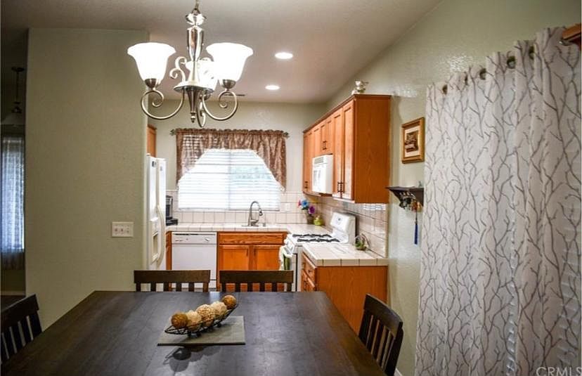 2nd image of 2218 Birchwood Ct