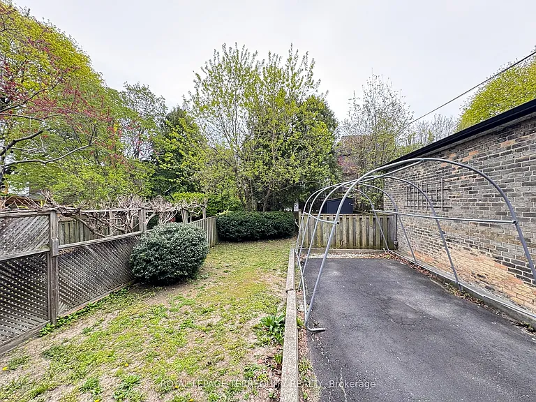 67 Gormley Ave — Photo 35