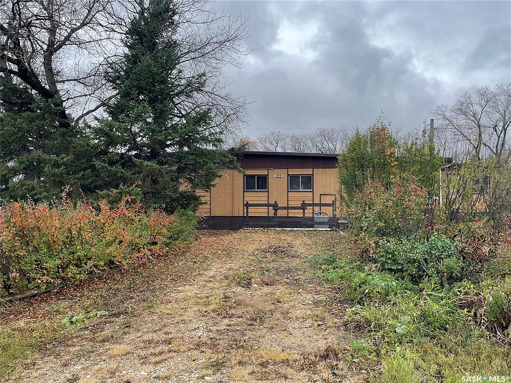 203 S Railway AVENUE, Fosston, SK S0E 0V0 MLS SK947184 Zillow
