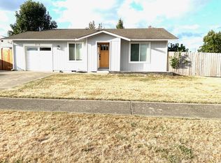 2993 Sun Mountain Dr, Enumclaw, WA 98022