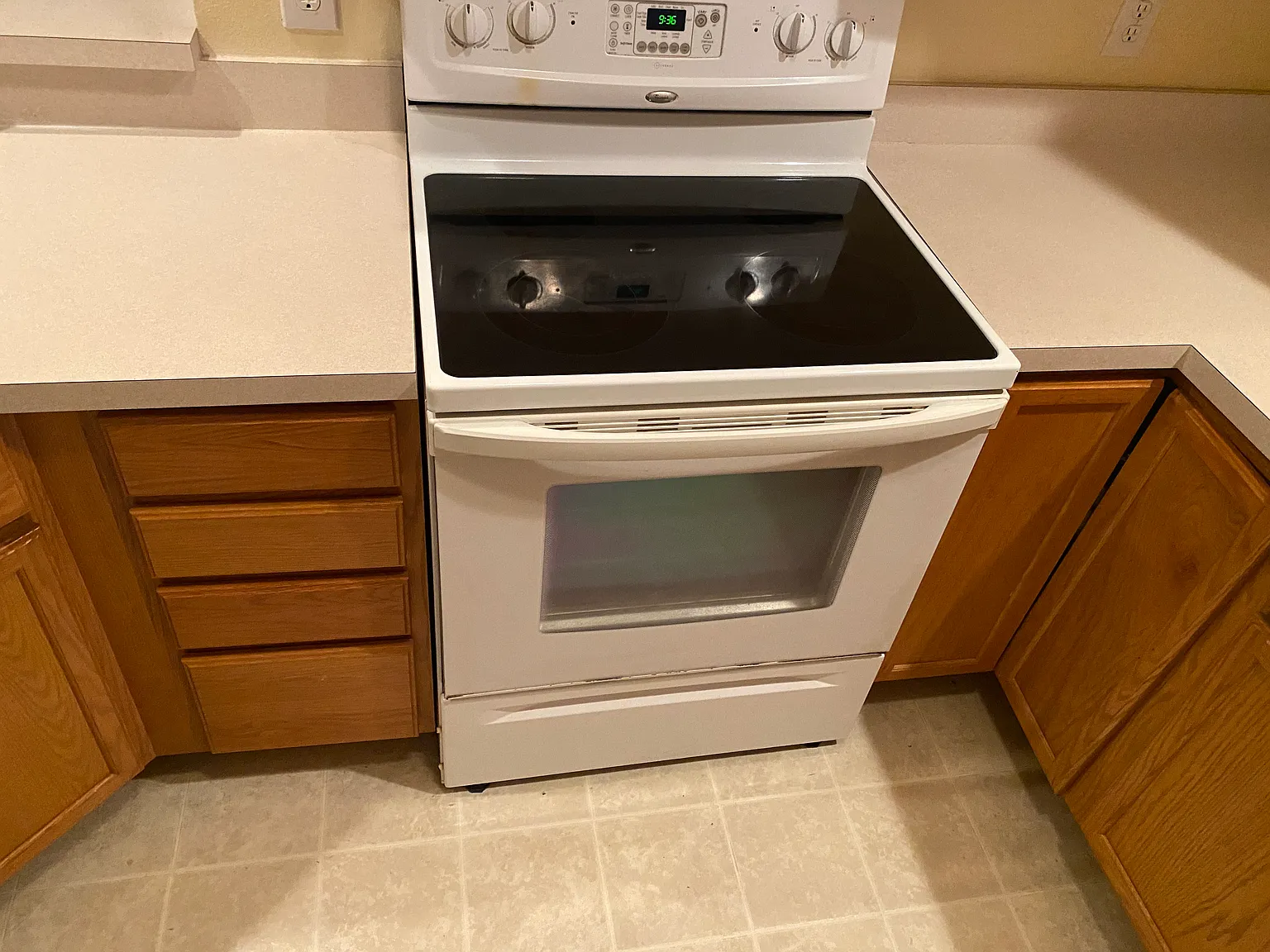 2 bed, 1.5 bath, 1200 sqft, $1,650 — Photo 4