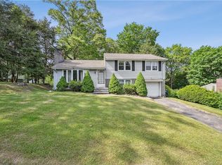 91 Brown St, Hamden, CT 06518