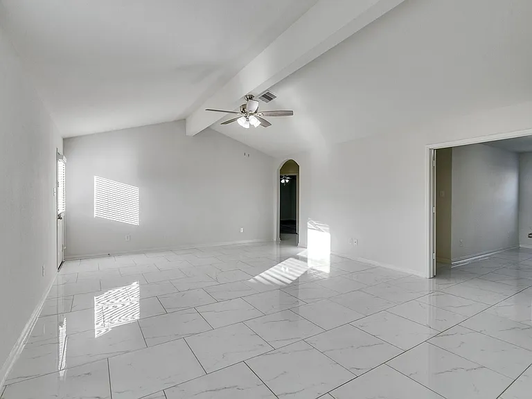 22419 Iron Mill Dr — Photo 16