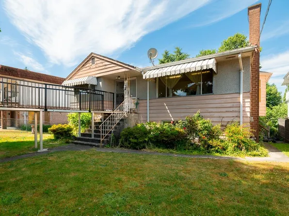 5269 Dominion St, Burnaby, BC V5G 1E1