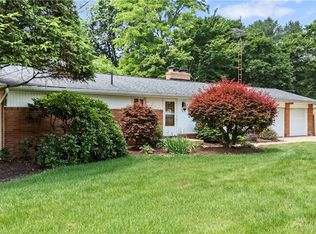 1429 Brookwood Dr NW, Canton, OH 44708