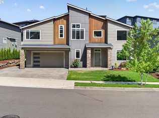 9133 SE Stillwater Ln, Happy Valley, OR 97086