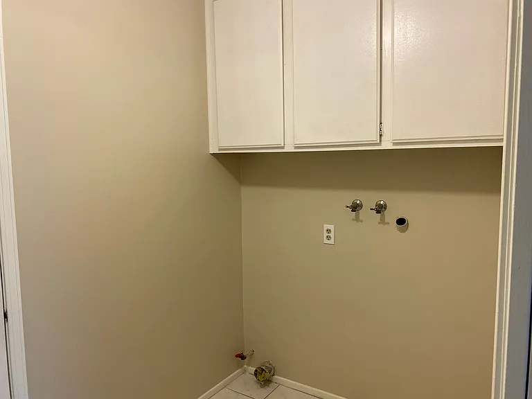 3611 Kim Ct — Photo 18