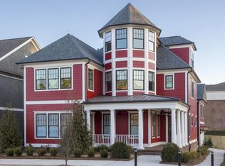 1856 Point Place Ave, Dunwoody, GA 30338