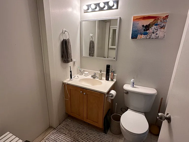 1015 Jefferson St #206 — Photo 7