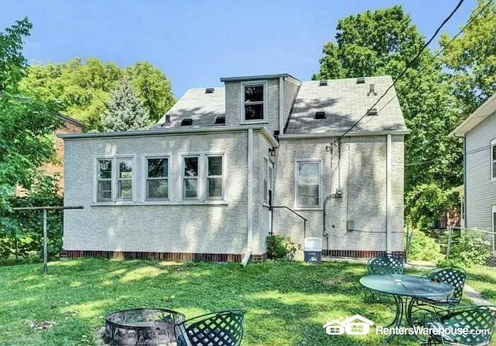 2036 Iglehart Ave — Photo 6