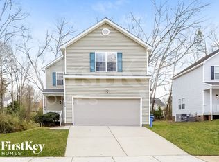 708 Marjam Ln, Fuquay Varina, NC 27526