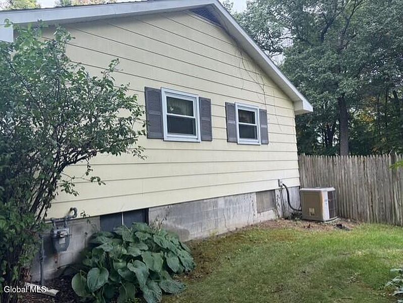 2nd image of 137 Juniper Drive