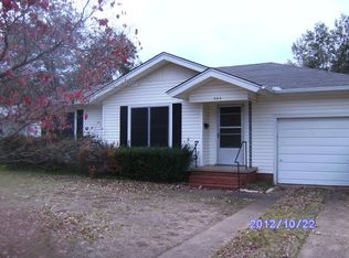 305 6th St, Palestine, TX