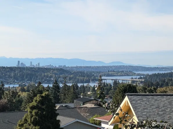 13215 SE 46th Street, Bellevue, WA 98006